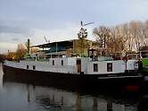 heute als Wohnschiff in Mainz